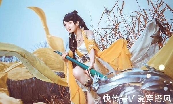小姐姐|猎游好多cosplay小姐姐,玩游戏还很厉害,做你队友是什么体验?