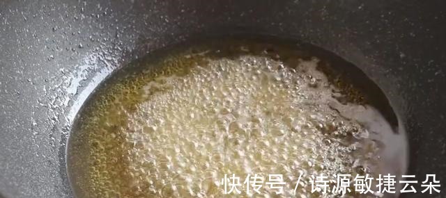 教你在家自制冰糖葫芦，配方正宗，做法简单，满满的童年回忆！