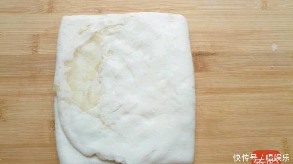 烧饼也能自己做,和面很关键,面软油酥香比买的还好吃