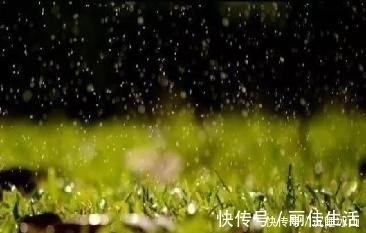 古诗词#十五首描写小草的古诗词，为君闲暇助兴，茶余饭后解闷