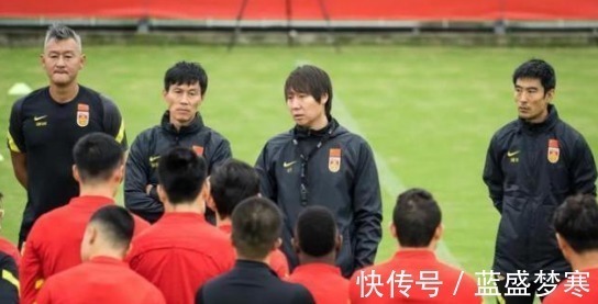 曼联|梅西哭诉，C罗在曼联是自己两倍以上的收入，4-1带领曼联稳居榜首！