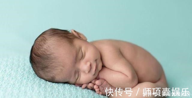 蜡烛袋|宝宝出现“青蛙腿”怎么办最好不要矫正,别再听老人的方法了!