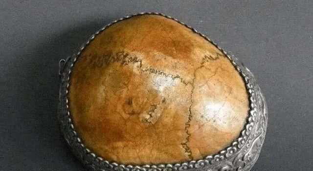 成了酒杯|宋理宗头骨酒杯被元朝收藏,朱元璋寻回安葬,但有可能是假的