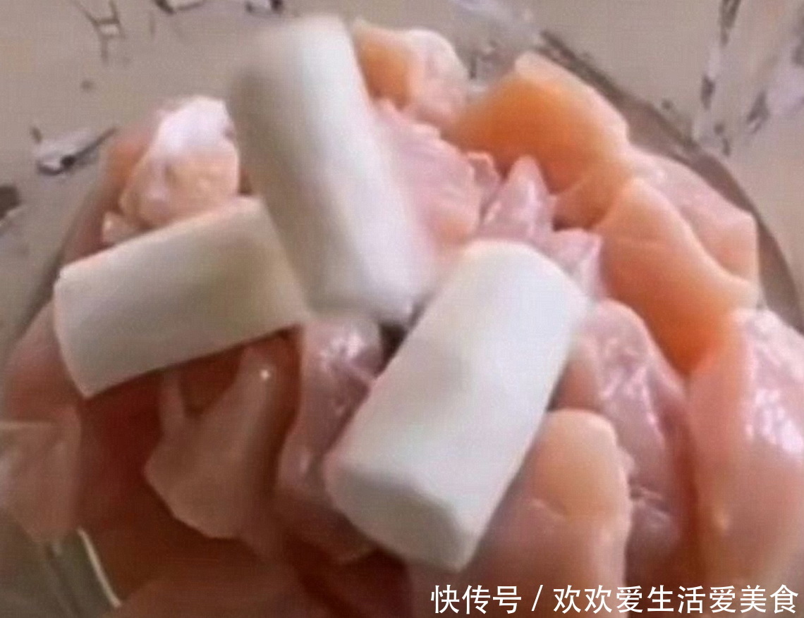 轻食晚餐必备这道汤,常吃减肥轻身,精神好,皮肤白白净净