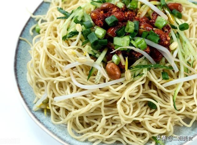 贫富|夏季吃面，无论贫富牢记“3吃1不吃”，祖辈的饮食智慧，轻松度夏