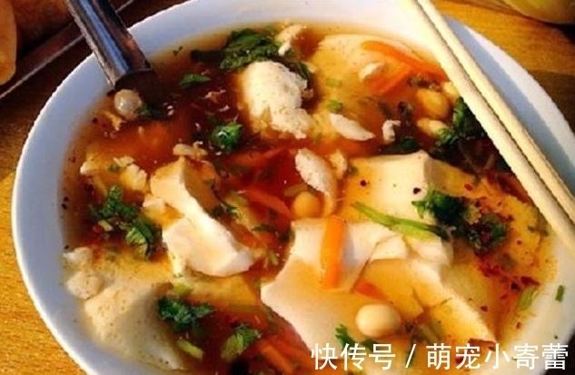 豆腐脑自制方法:不用石膏,口感嫩滑雪白漂亮,1斤黄豆全家管够