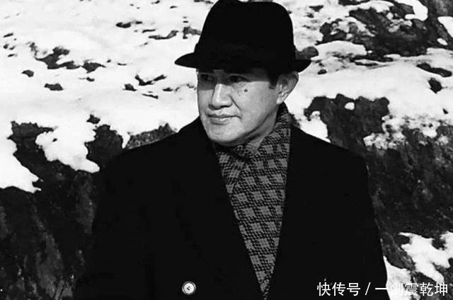 小店冒着|木心先生最著名的一首诗,仅12行字,多少人看一遍就忘不了!