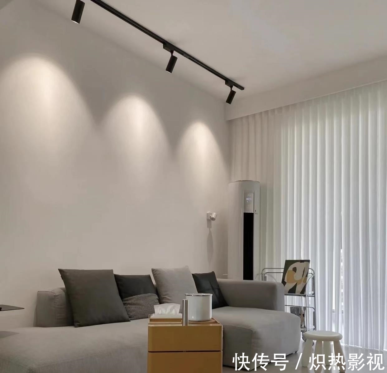 收纳|110㎡简约风，花费10W做橱柜，全屋“空无一物”，太舒适了