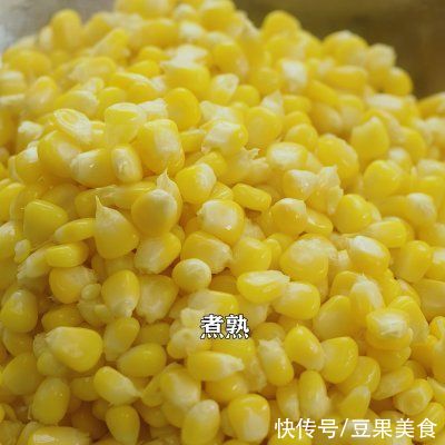 酥脆|黄金玉米烙，酥脆香甜又好看，老人孩子都爱吃