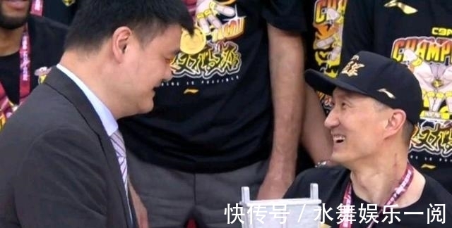 球迷|CBA秋后算账,惨遭怒怼!球迷再批广东,专业人士:糊涂账要不得