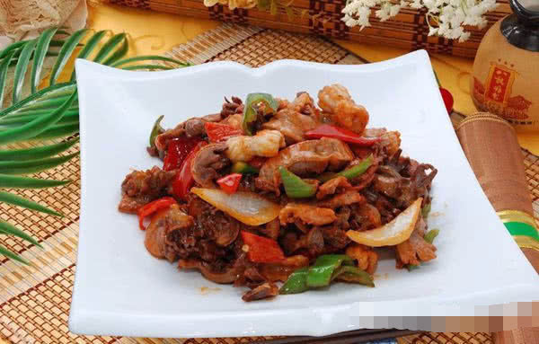 几道家常菜,有荤有素,营养美味,学会了在家自己做很好吃哦