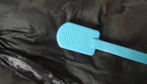 错误|羽绒服越洗越薄，很可能是犯了“错误”，大多数人都洗错了