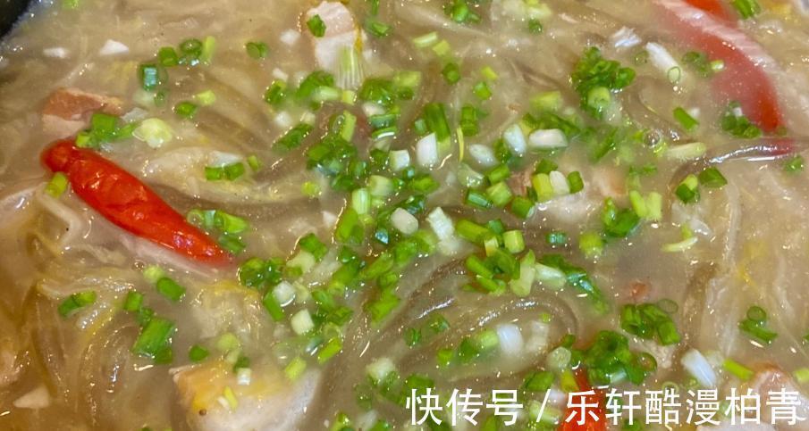 比较家常的一道菜,既好吃又简单,开胃必备