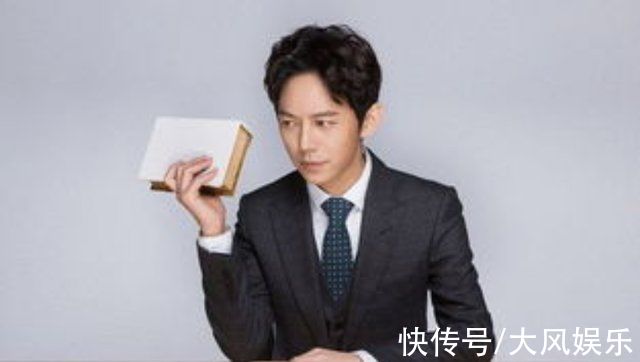 《快本》停播后，何炅首次現身綜藝節目，出場方式令人驚訝