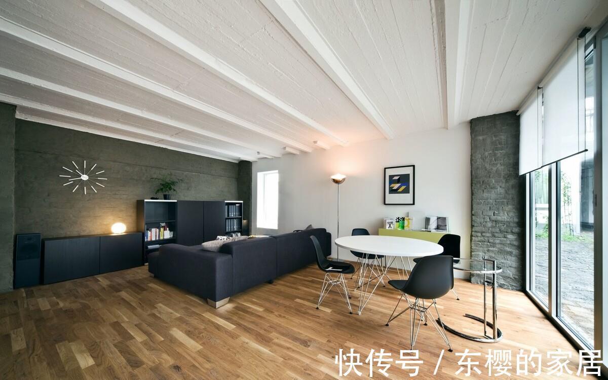 地板|客厅用地板好还是瓷砖好?选错了夫妻闹心,还得砸了重装