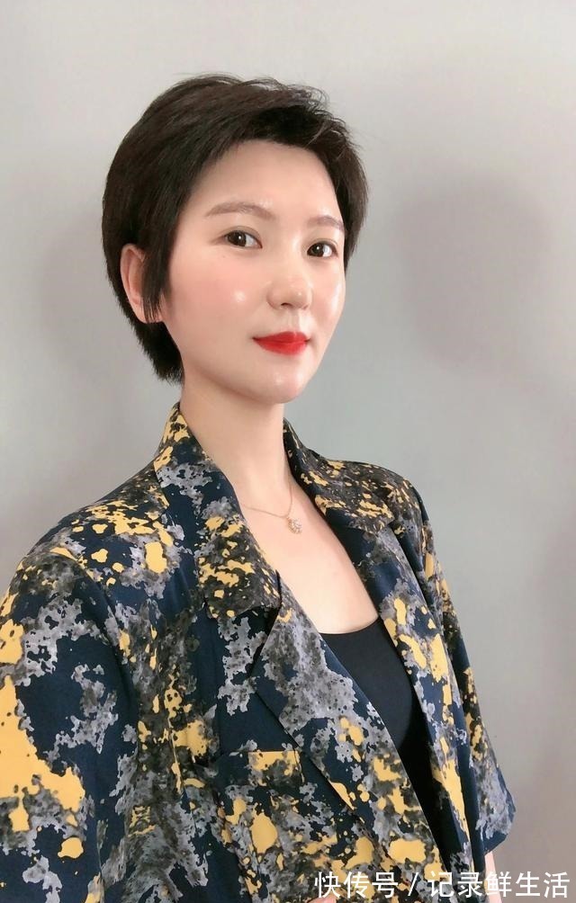 全头 如何让自己剪一款漂亮的发型看看这15款,很值得尝试!