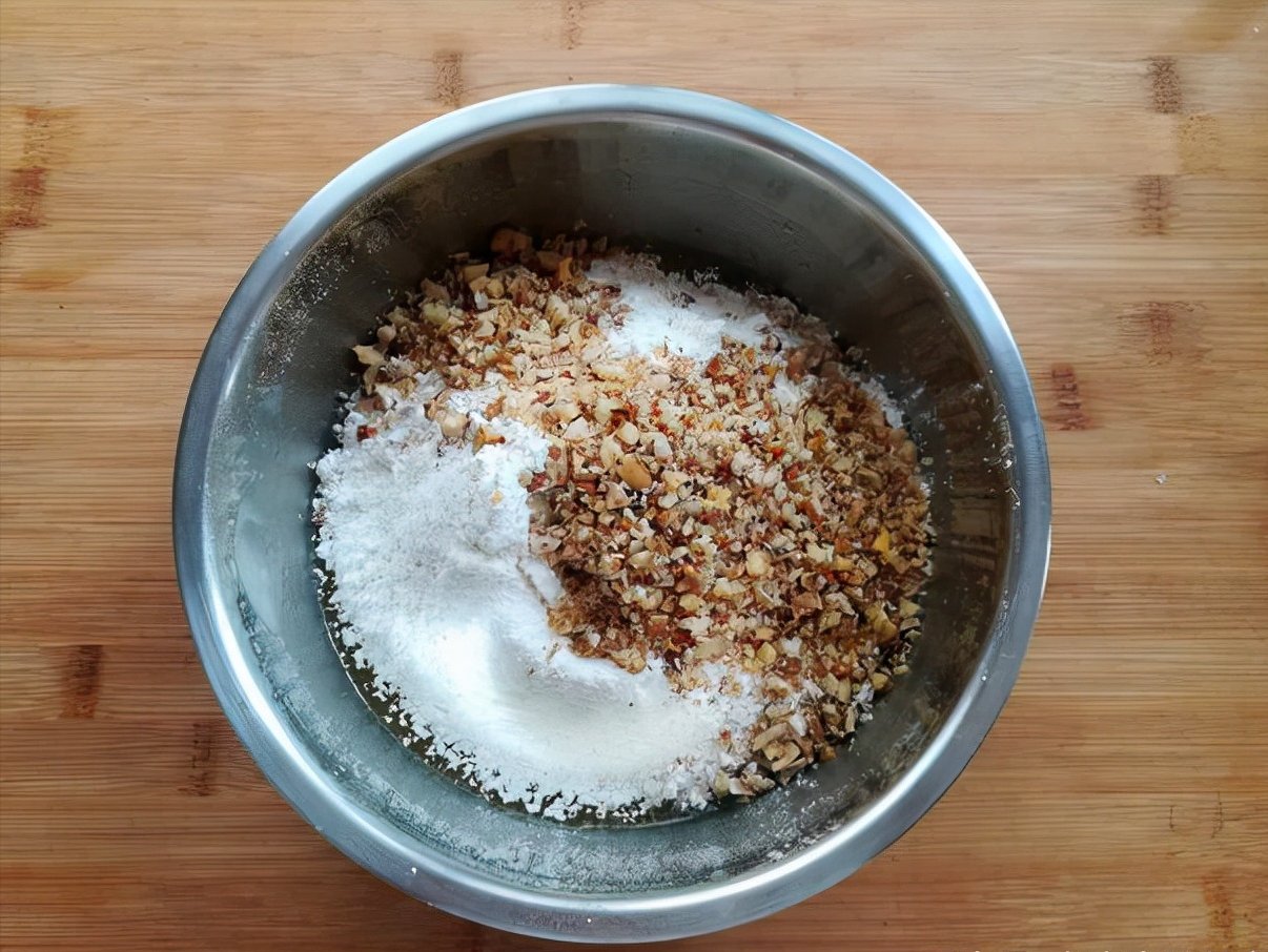 这饼干简单好做,用玉米油也能做得香酥掉渣,无添加孩子吃的安心