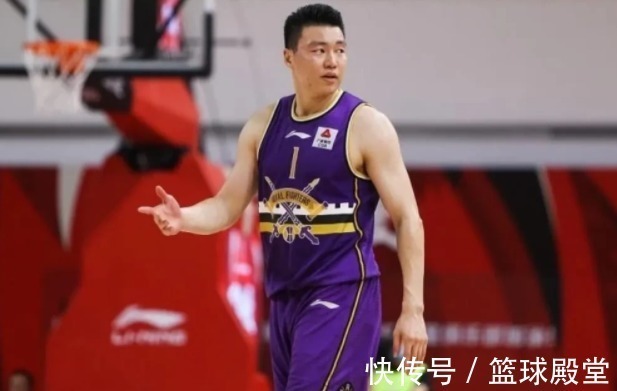 段铸|4消息!刘传兴无用,马布里弃李根,段铸将回归,威姆斯晒游玩