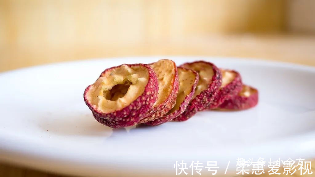 菊花|枸杞泡水犯3个错,营养全无、身体被伤透!懂养生的人都避开了