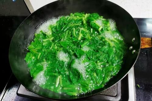 食用盐|秋季,遇到此菜抓紧吃,目前正是鲜嫩好吃的时候,不懂吃可惜了
