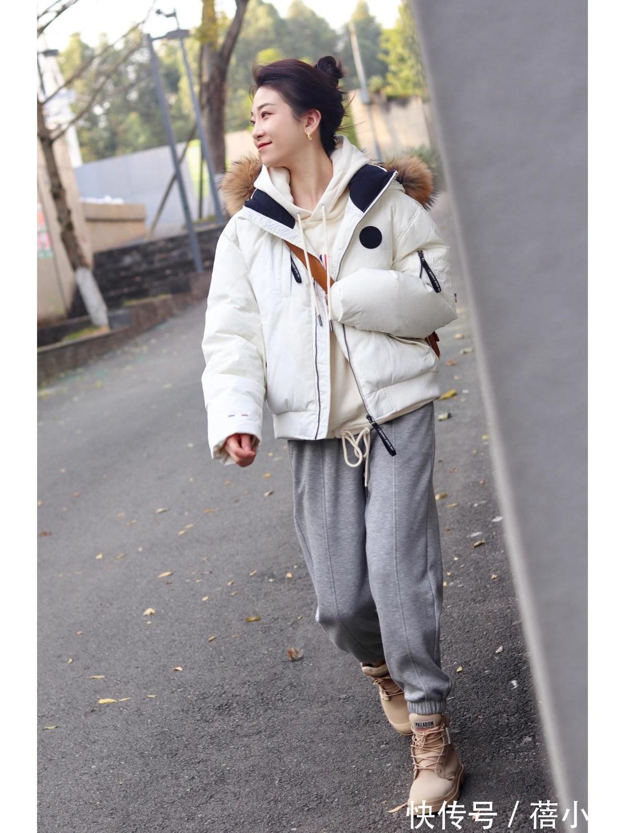 穿搭 简约、高级又chic!“羽绒服”就是要这么穿,搭配小白直接照搬