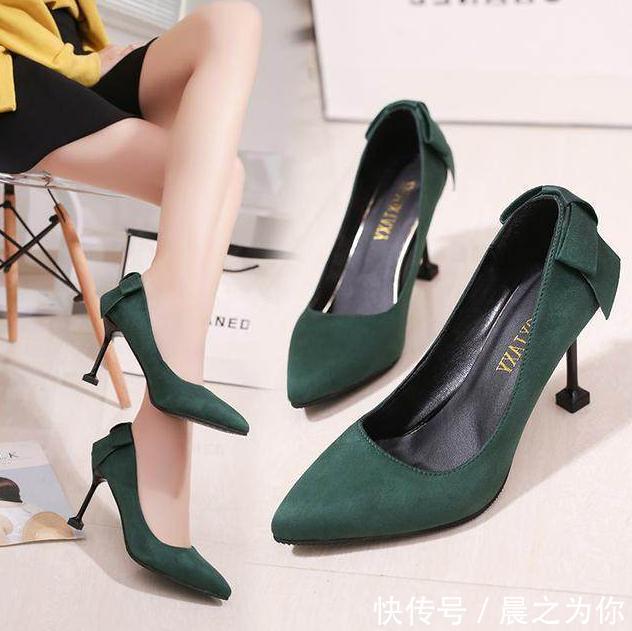 尖头 极具美感的高跟鞋,舒适不累脚,突出腿部的优美线条