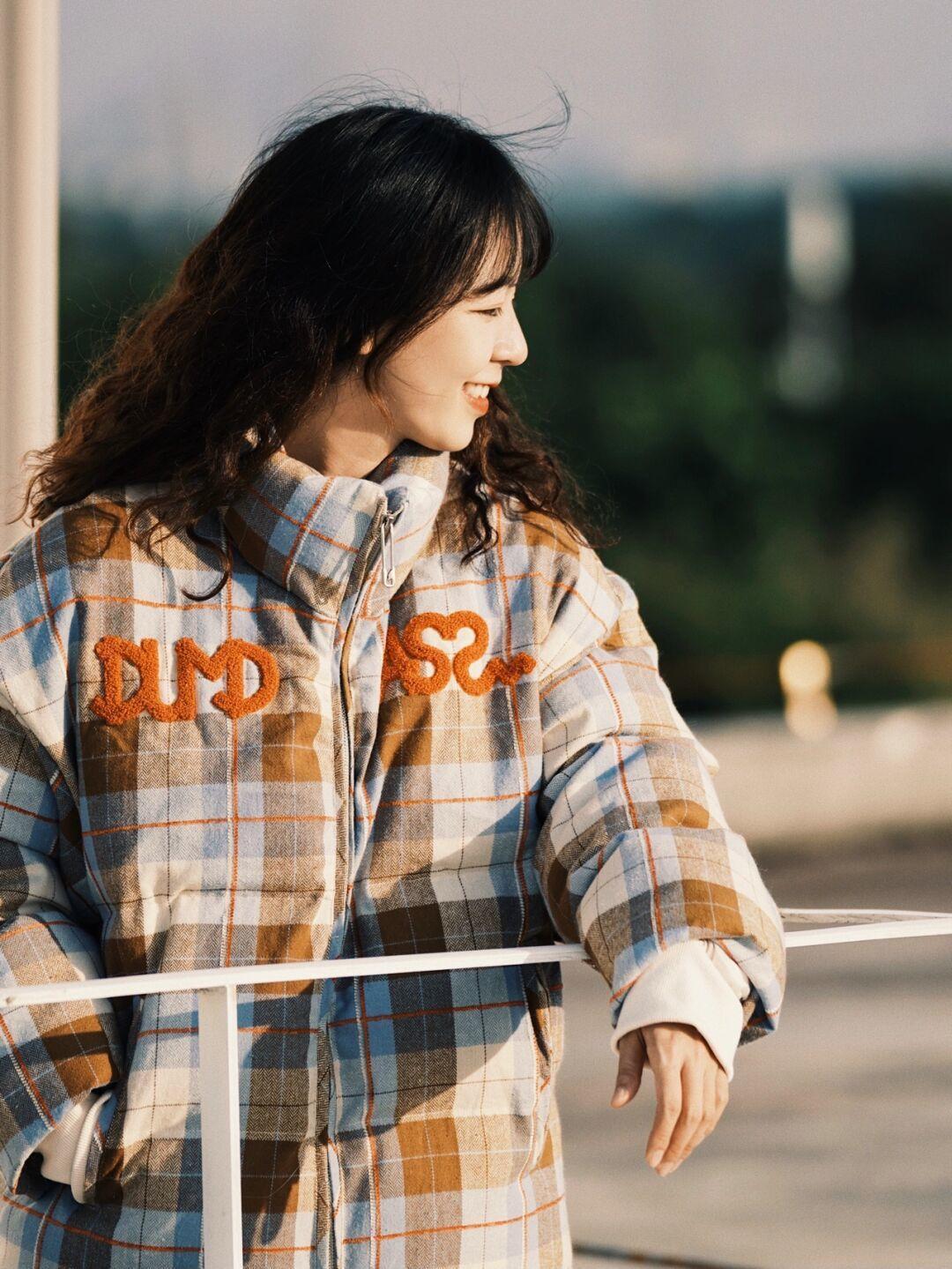 臃肿|觉得羽绒服臃肿?试试“棉服”吧,远比你想象中优雅高级