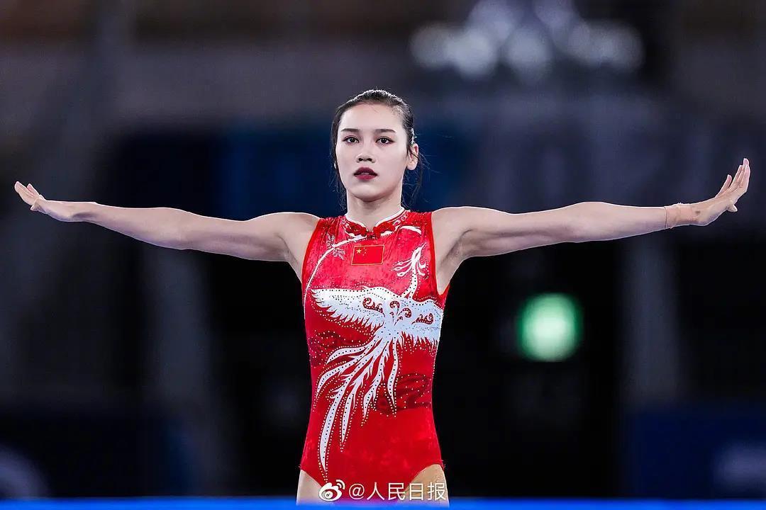 奥运|蹦床双姝摘金夺银,又美又飒又有肌肉,美妆运动代言快看过来