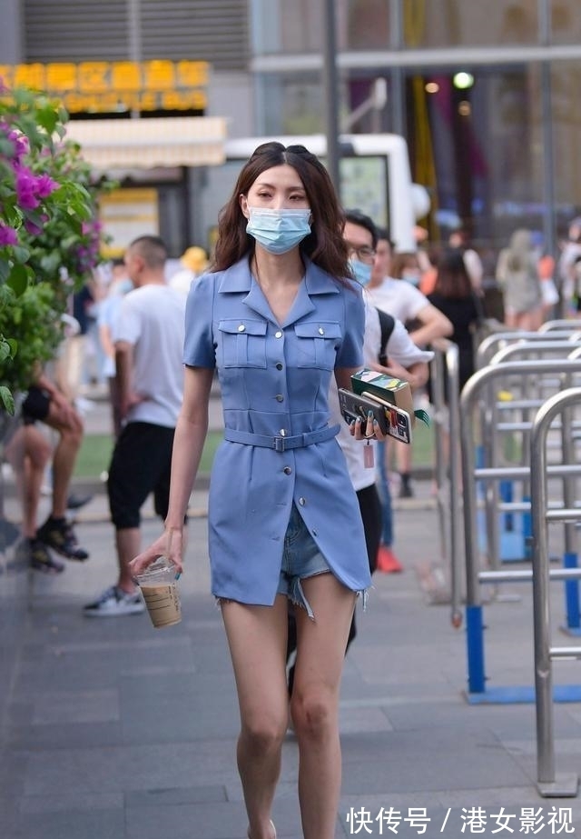 视觉|在视觉上,打底裤体现美感,看起来更自然