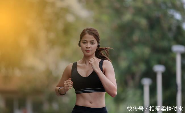 关节|一块“仙人掌”,10天巧治膝盖疼,消除关节积液,滑膜炎消失了