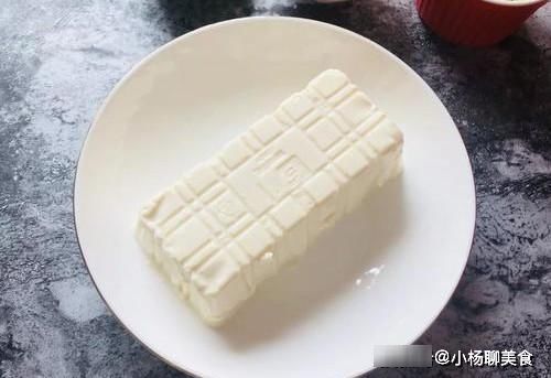 家里有娃请注意，这菜多给孩子做，增强记忆含钙高，吃着比肉都好