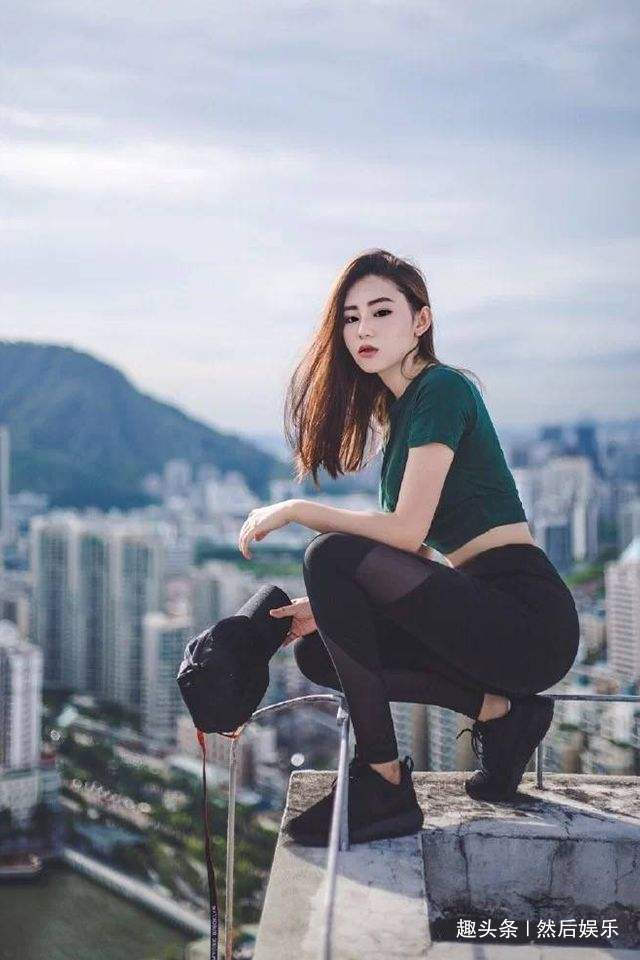 大长腿 紧身打底裤美女,展现出中国女性特有的美