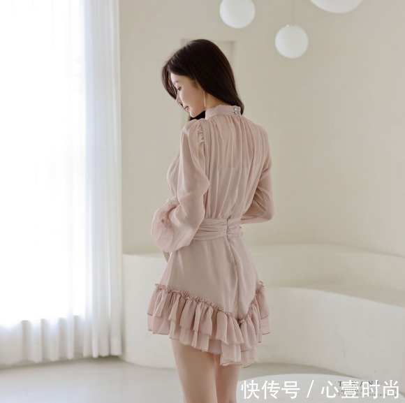 层叠裙|女神孙允珠的时尚搭配:紫檀浣纱栀子轻幔绢彩层叠裙