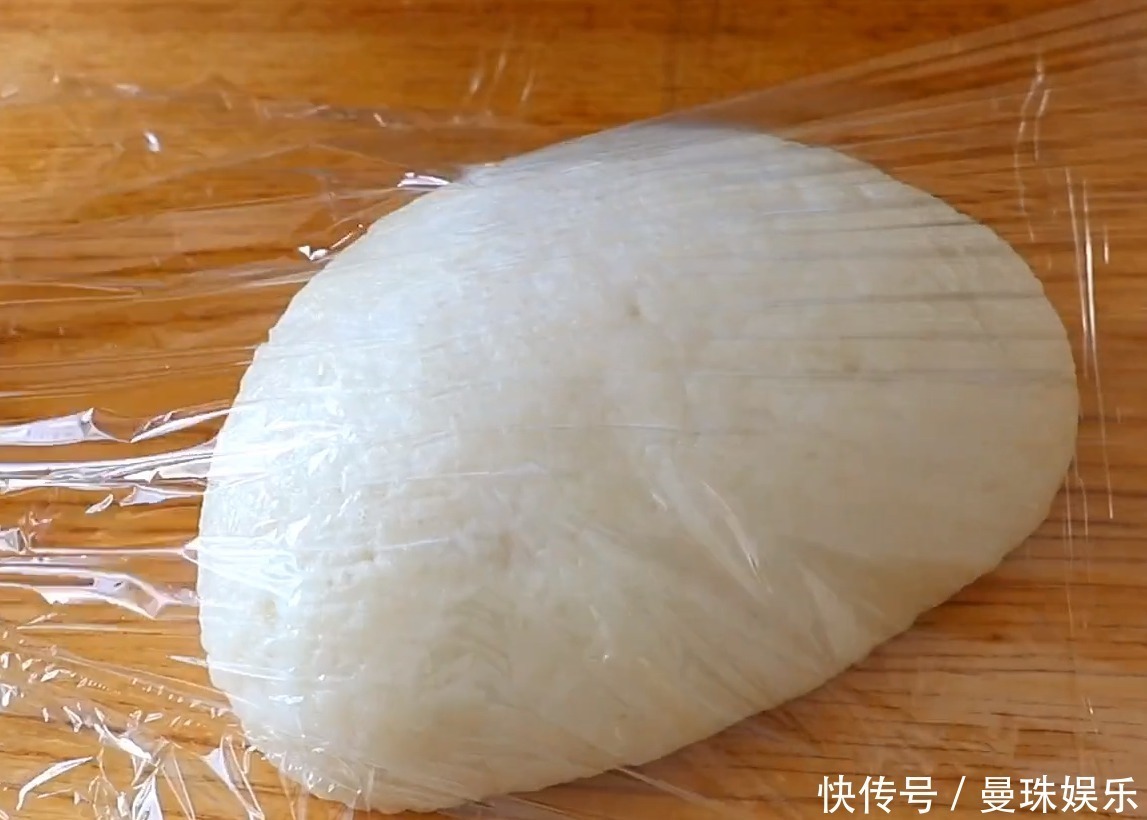 糯米糍粑|手工糯米糍粑糕南方特色做法,红糖流心馅,香甜软糯,简单易学