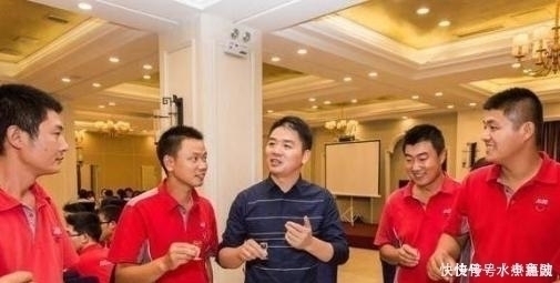 张朝阳|大佬私生活,刘强东爱喝酒,马云抽烟,董明珠好“赌”