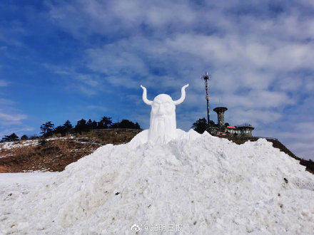 堆雪人|你有想过去神农架滑雪吗？