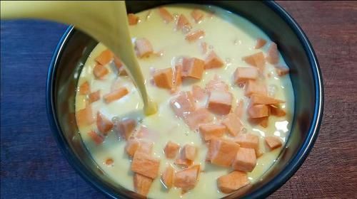 红薯简单好吃得做法，奶香红薯糕，大人孩子都爱吃