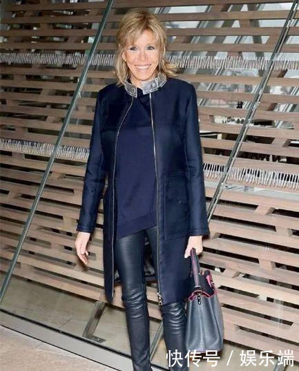 布丽吉特整容后更自信同马克龙出游亲密似挂件，撒起娇来齁甜蜜