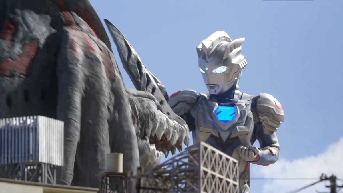 特利迦|特利迦第一集差评不断，与泽塔开局相比，特利迦败在哪些地方？