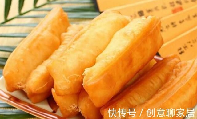 小窍门|香酥油条家常做法，掌握这几个小窍门，蓬松酥脆又健康，闻味都香