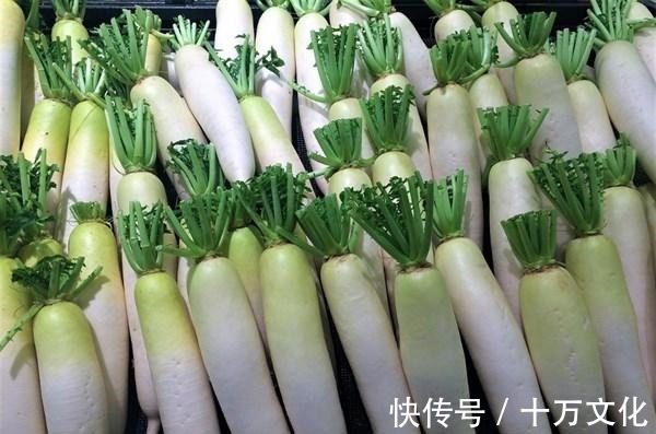 维生素人到中年常吃四种食物,排毒消脂,美容护肤,谁吃谁受益