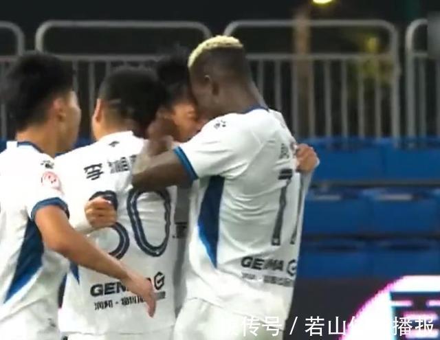 加盟|李磊將加盟瑞超豪門草蜢:今年1中甲隊(duì)3名球員都來自草蜢隊(duì)