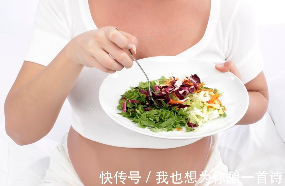 黄疸|孕期这些食物胎儿易患“胎毒”,妈妈管住嘴,宝宝少受罪