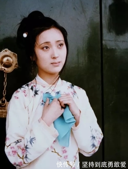 宝玉!贾宝玉可以不通过父母之命而娶到林黛玉吗?答案:当然可以!