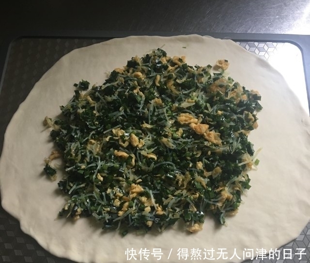 韭菜鸡蛋饼,味道鲜美,美味早餐
