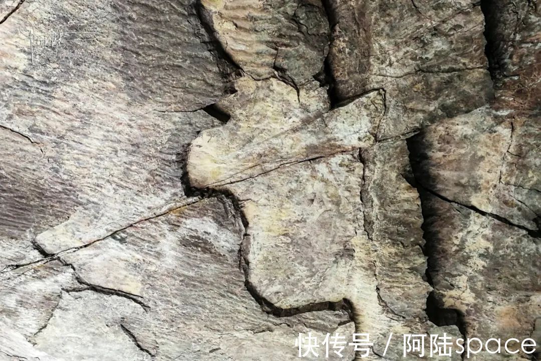 郭亮洞|历经30年坎坷,位于悬崖峭壁的这个郭亮洞地势险要,路况却很好