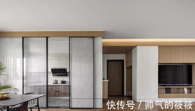 简约|看过她家装修后,我更加认同越简约越高级,这样的家太有气质了