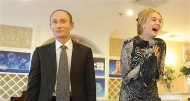 电视节目|中国一48岁农民,因长得像普京走红网络,还登上俄罗斯电视节目