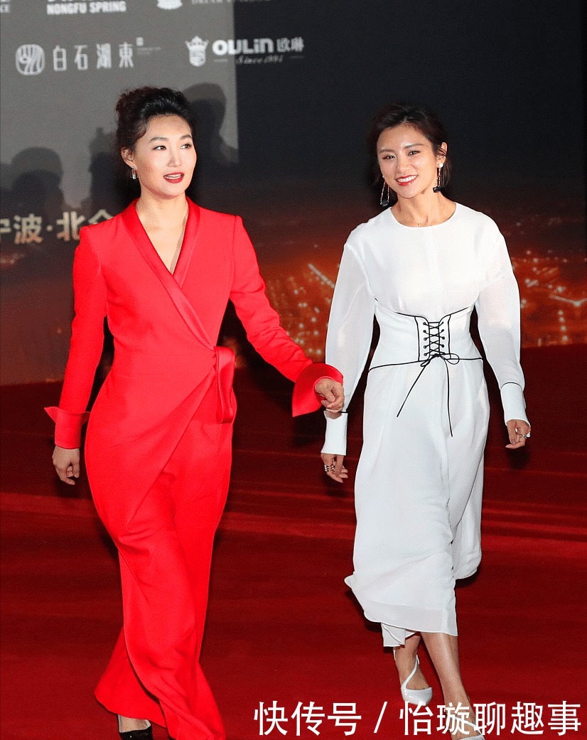 李梓萌不化电视妆的时候,看着还挺随性的,温柔的样子更知性