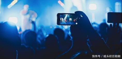 经济|直播+电商新形式构建下的经济消费